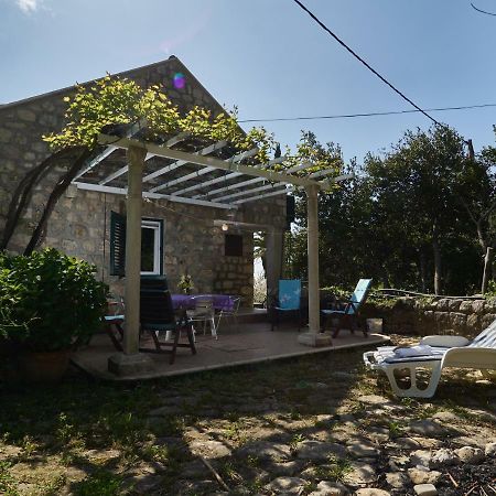 Holiday Home Olive Mill Mlini Bagian luar foto