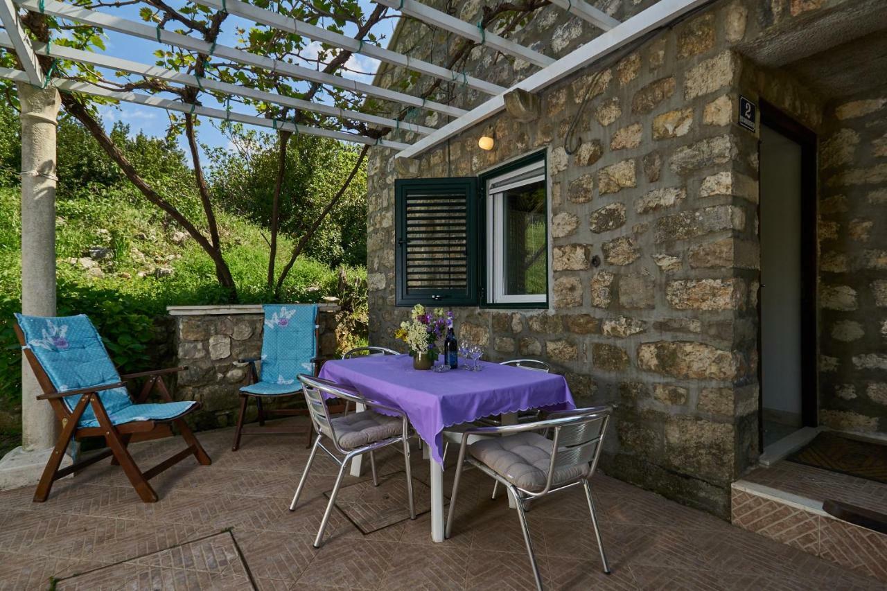 Holiday Home Olive Mill Mlini Bagian luar foto